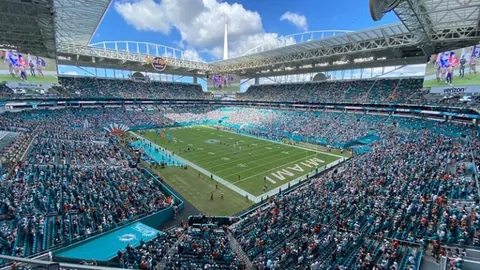 中衛馬奎爾重返球場 首發對決克罗地亚